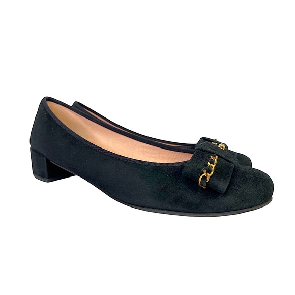 Pretty Ballerinas Shoes - Pretty Ballerinas Black Suede Ballet Flats Short Heel Round Toe Gold Chain Bow 8